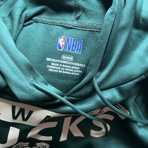 Milwaukee Bucks Long Sleeve Hoodie | NBA - Picture 4 of 4